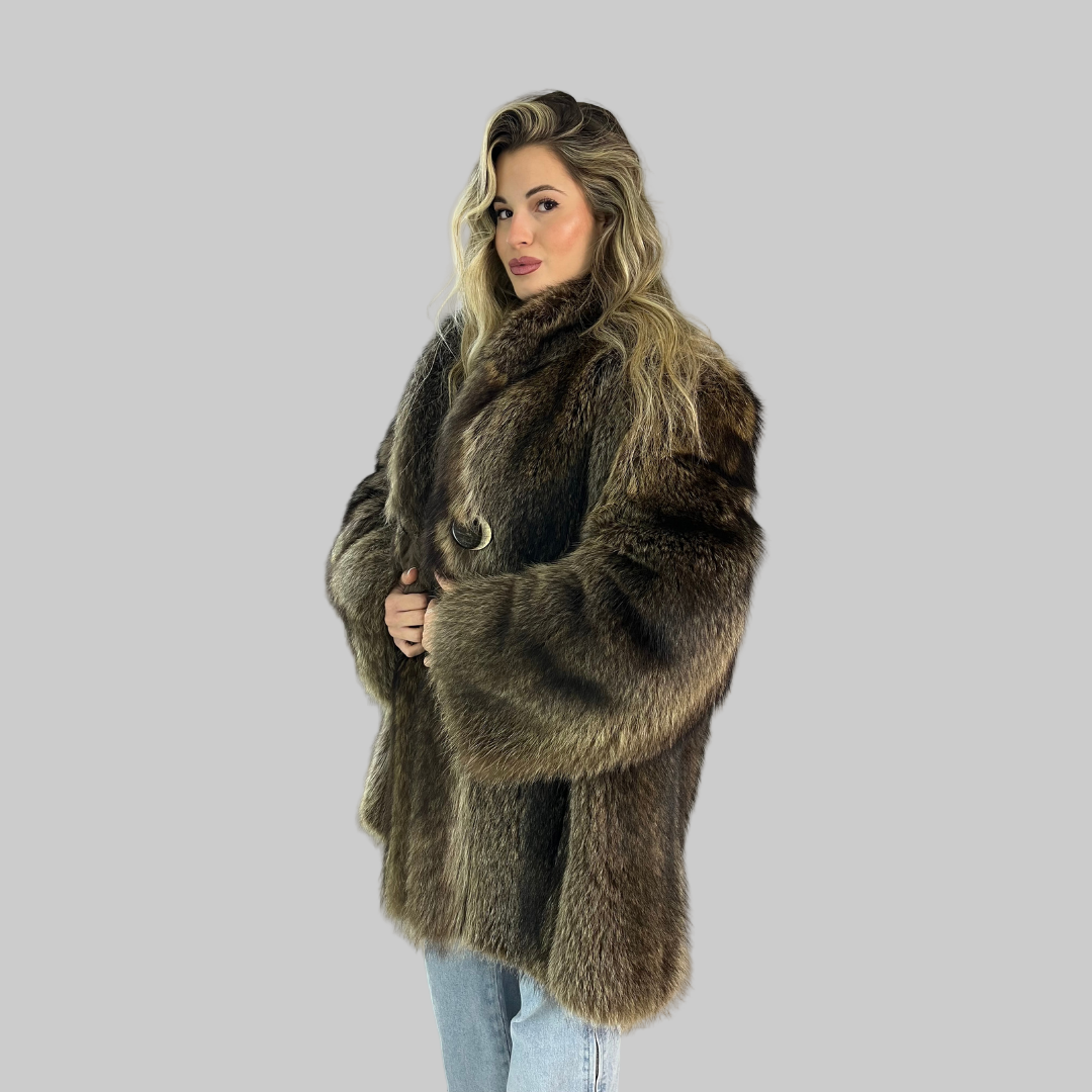 Pelliccia in marmotta modello voluminoso