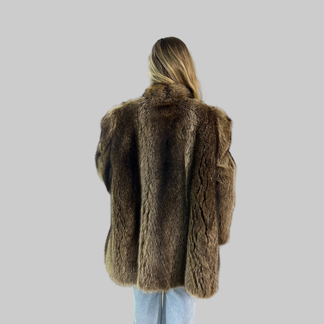 Pelliccia in marmotta modello voluminoso
