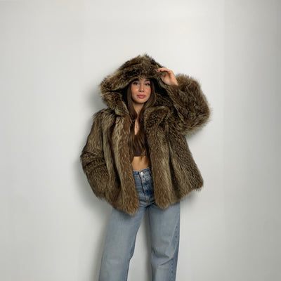 Bomber in marmotta con cappuccio