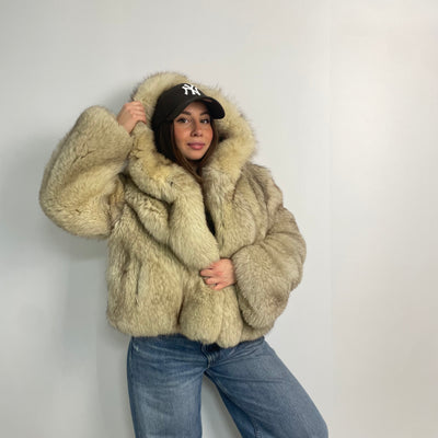 Bomber di volpe con cappuccio