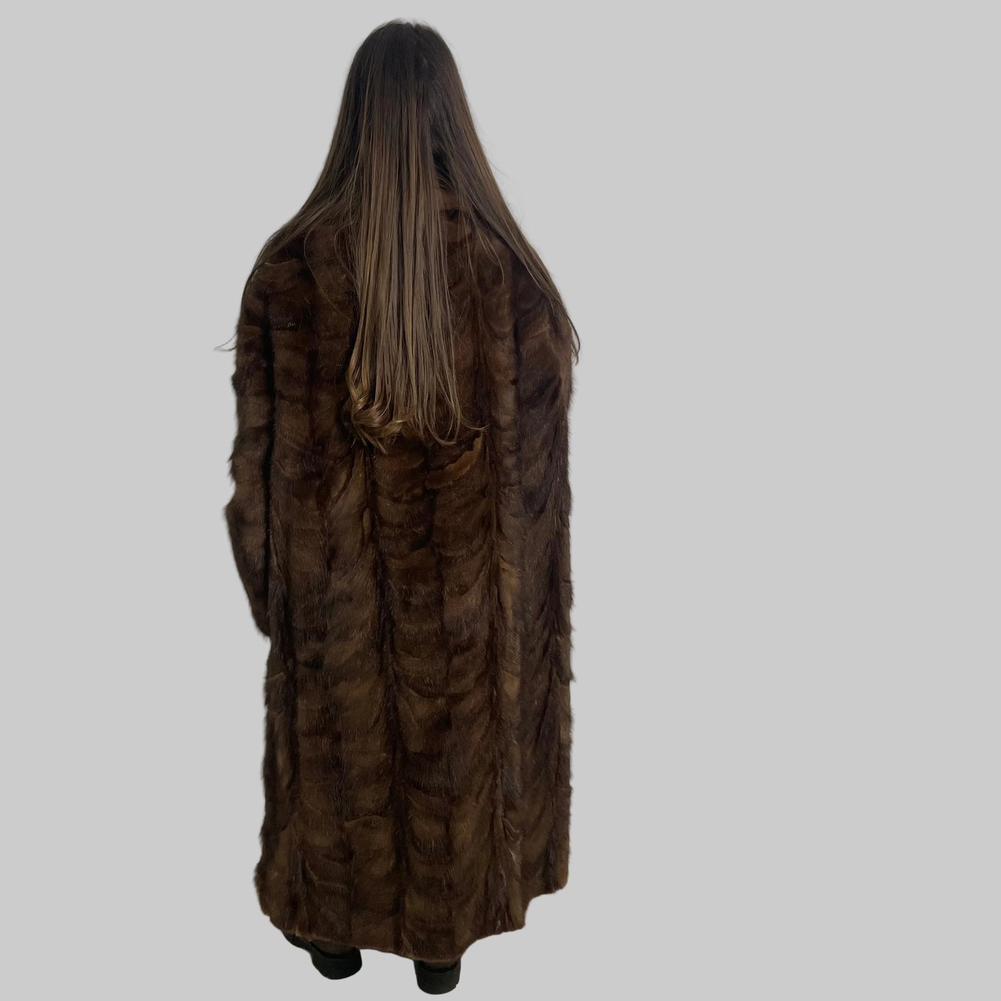 Cappotto in visone lungo n116