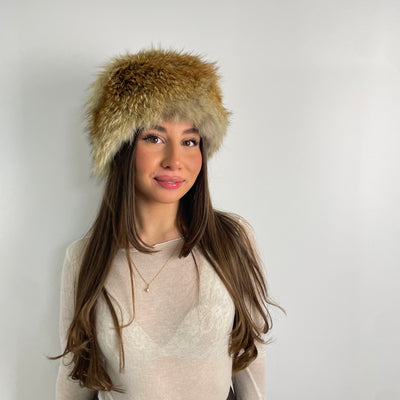 Cappello in pelliccia di volpe rossa